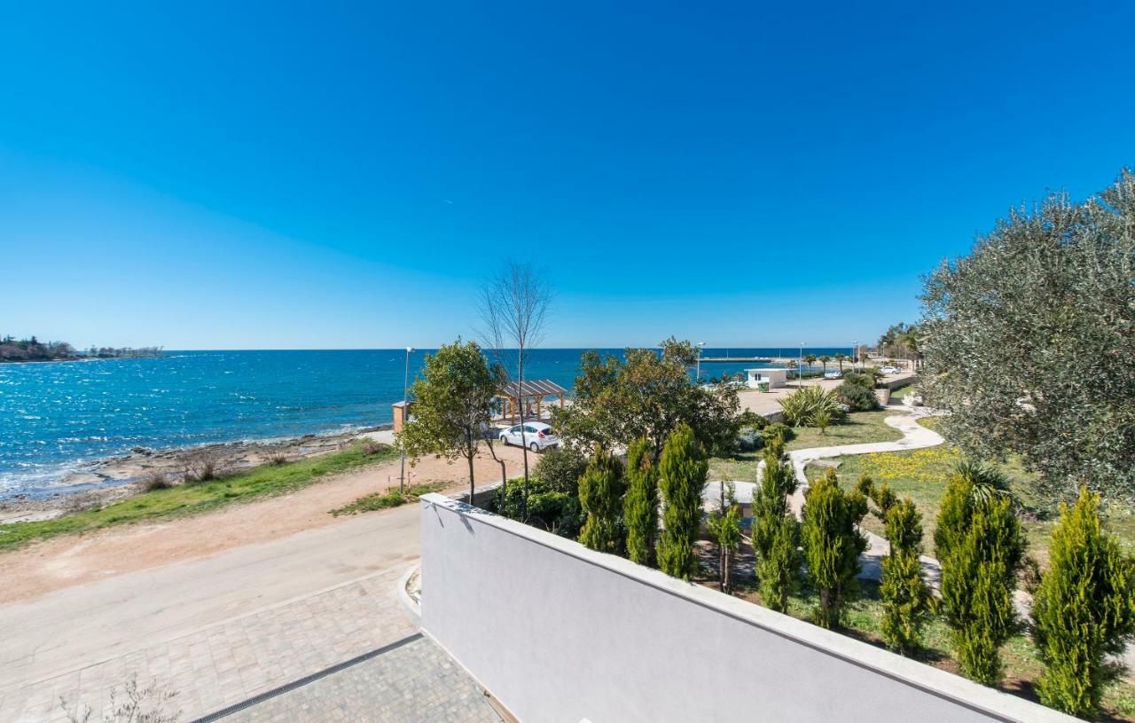 Villa Punta Mulino Lovrečica 外观 照片